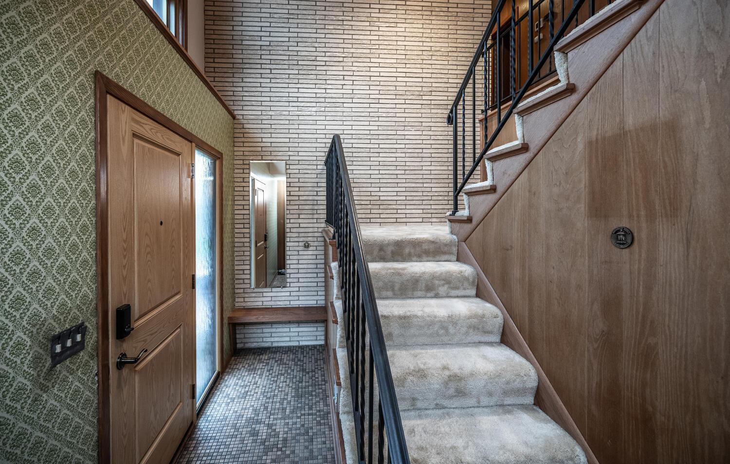 4525 W 129th Street