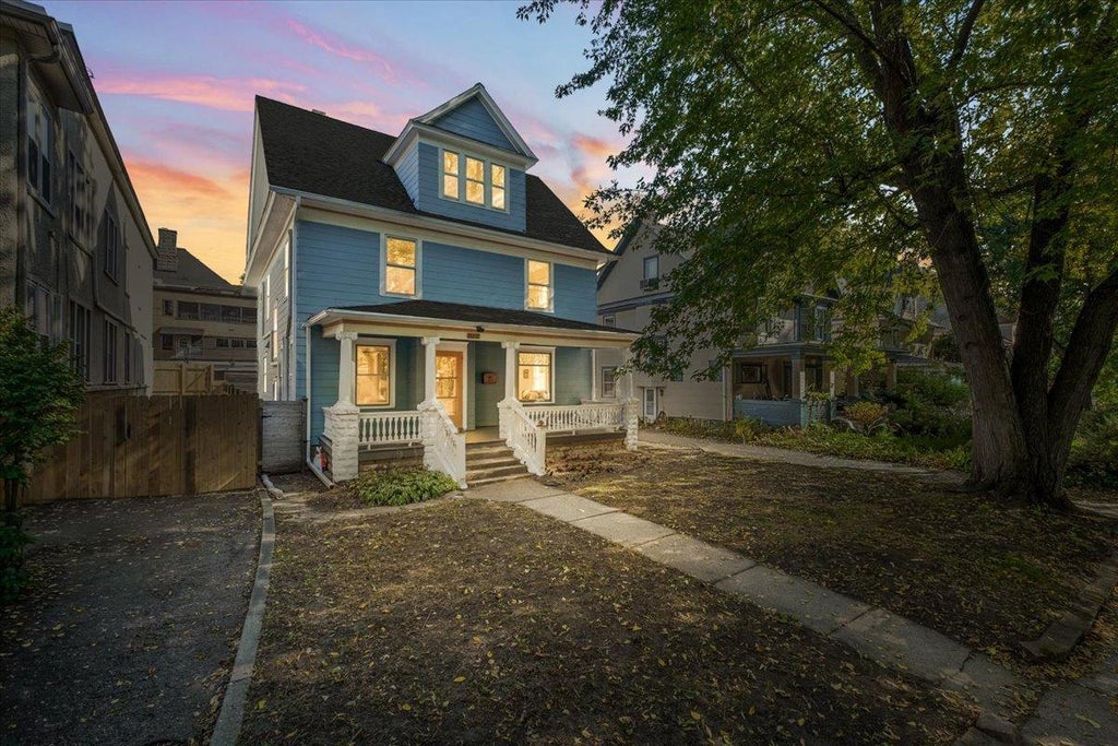 Photo of 2017 Emerson Avenue S, Minneapolis, MN 55405 (MLS # 7158699)
