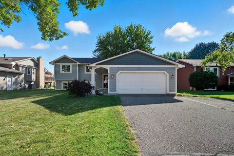 8038 Upper 145th Street W Apple Valley MN 55124