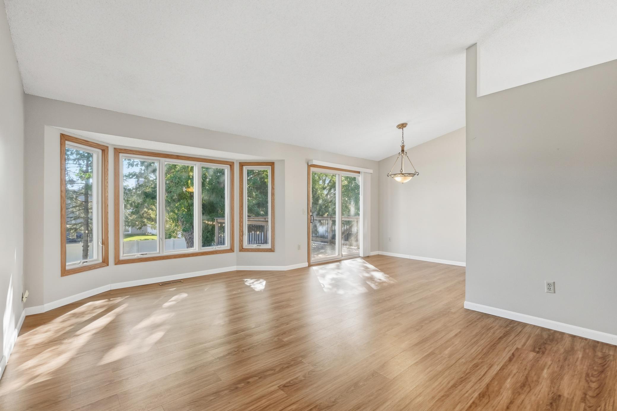 8038 Upper 145th Street W
