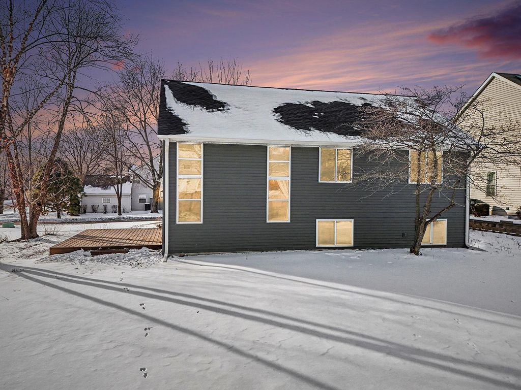 Photo of 8489 Bryce Court, Inver Grove Heights, MN 55076 (MLS # 7016092)