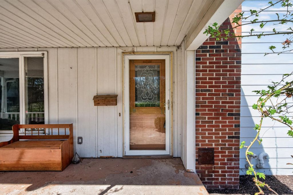 Photo of 806 Monroe Street N, Hudson, WI 54016 (MLS # 7060479)