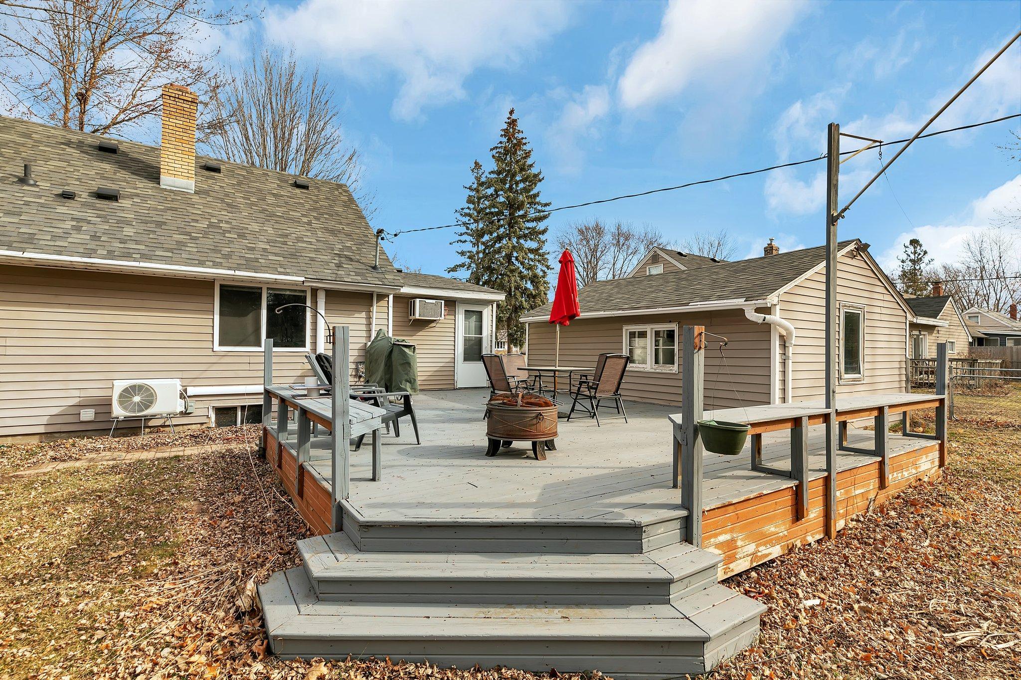 2106 Blomquist Avenue