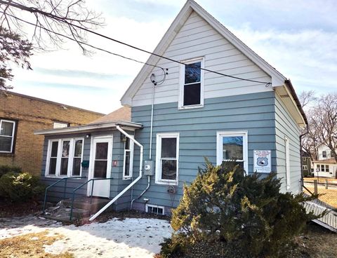 Photo of 221 7th Avenue S, Saint Cloud, MN 56301 (MLS # 7028598)