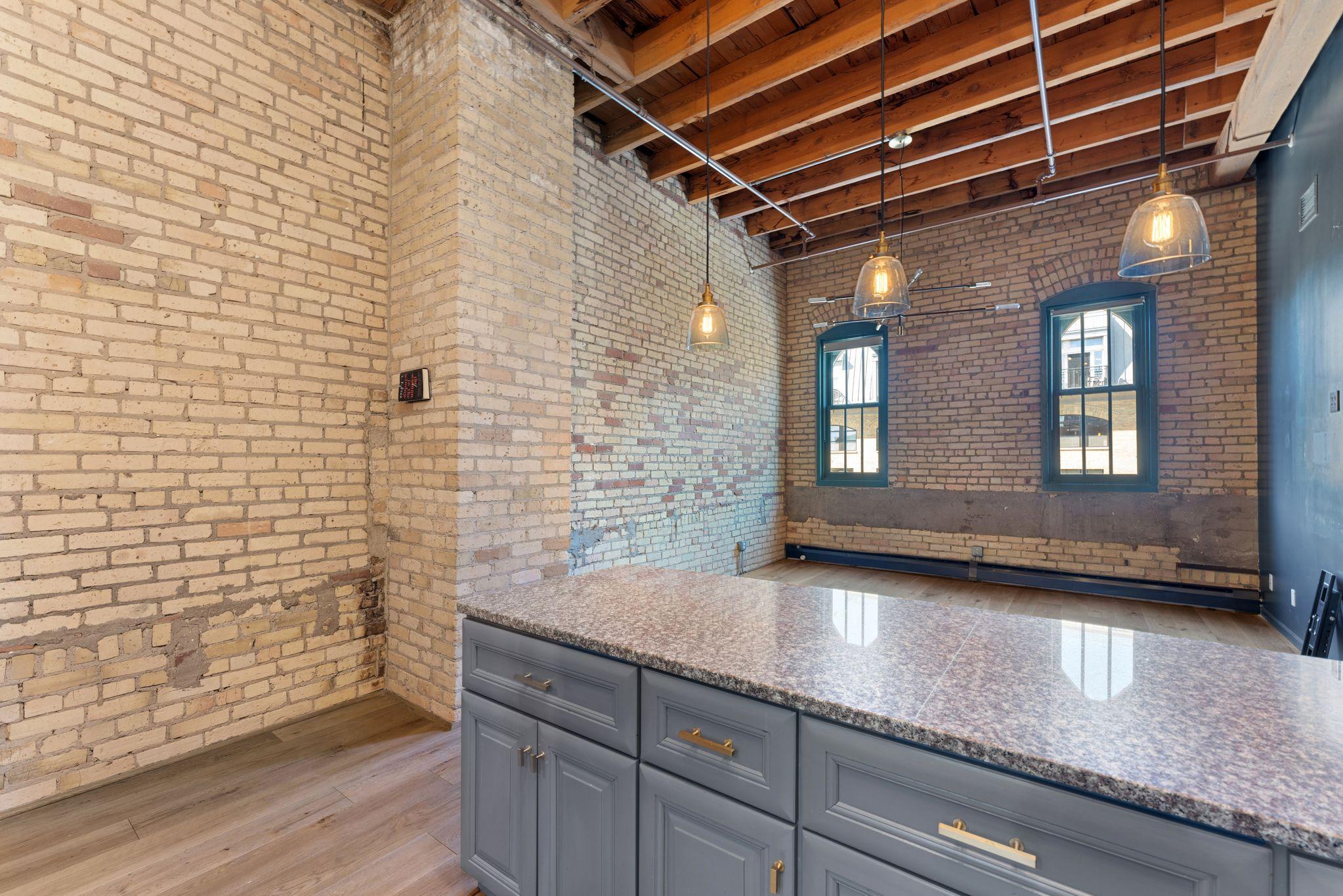 400 N 1st Street 613