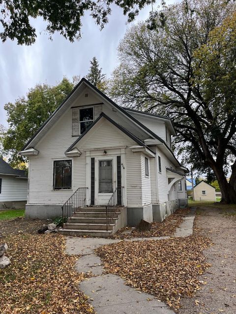 Photo of 416 E 3rd Street, Redwood Falls, MN 56283 (MLS # 6785150)