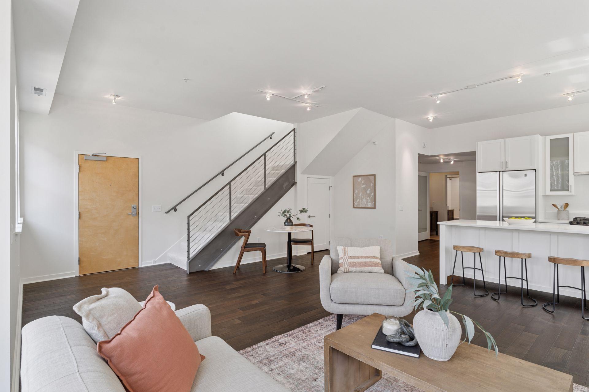 2825 Colfax Avenue S 211