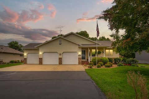 Photo of 4820 Echo Court, Faribault, MN 55021 (MLS # 7034003)
