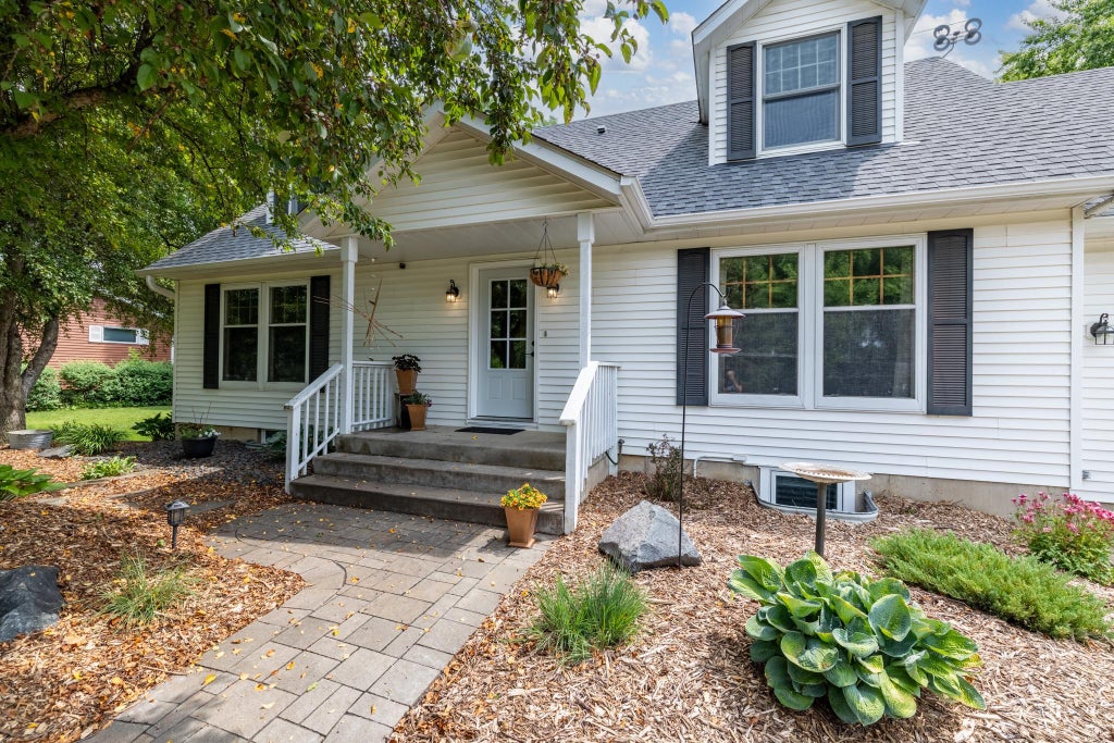 Photo of 67 W Wood Ridge Drive, River Falls, WI 54022 (MLS # 7105522)