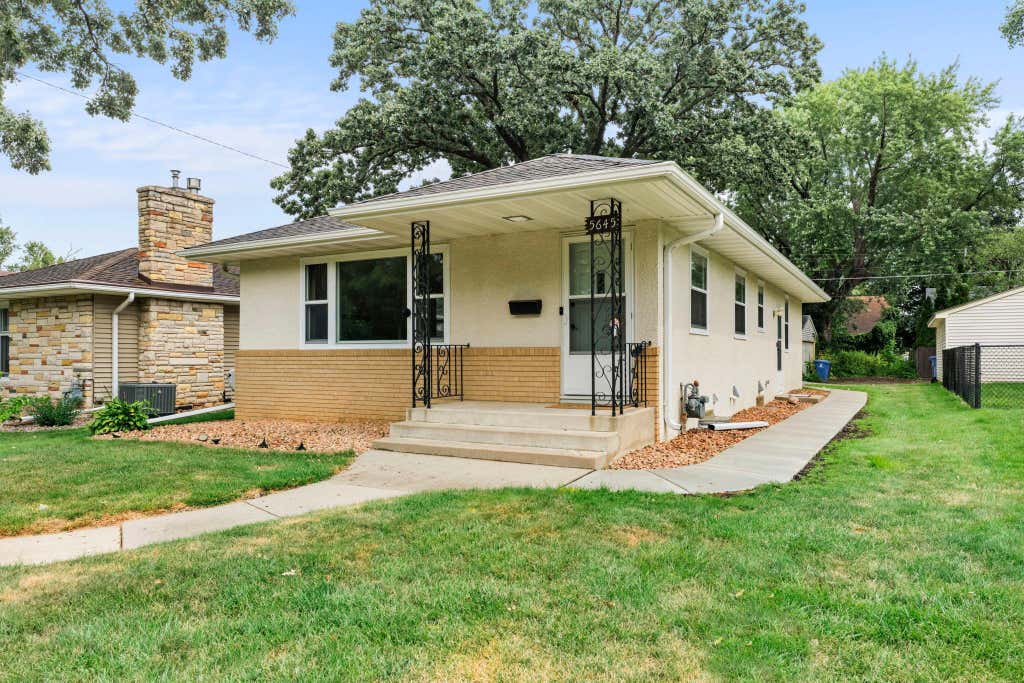 Photo of 5645 20th Avenue S, Minneapolis, MN 55417 (MLS # 7119720)