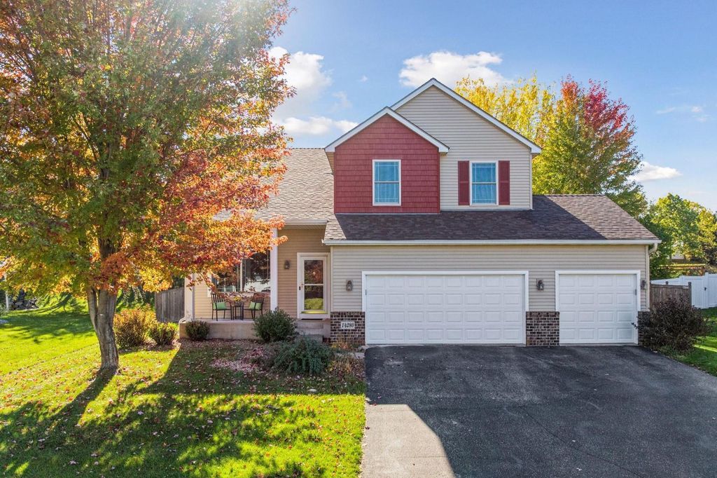 Photo of 14280 Bayberry Trail, Rosemount, MN 55068 (MLS # 7012376)