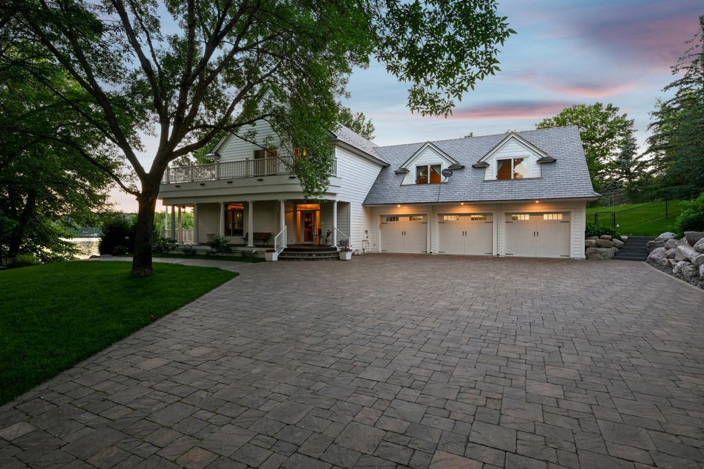 Photo of 5461 Quimby Avenue NW, Annandale, MN 55302 (MLS # 6749362)