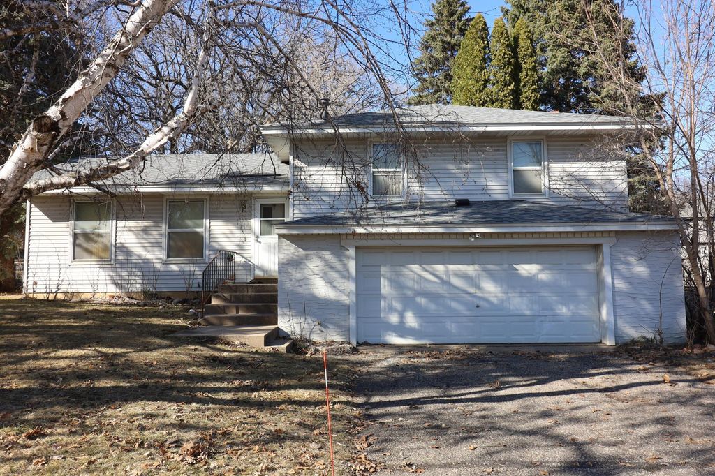 Photo of 2100 Highland Drive, Burnsville, MN 55337 (MLS # 7051174)