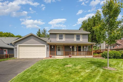 4337 Braddock Trail Eagan MN 55123