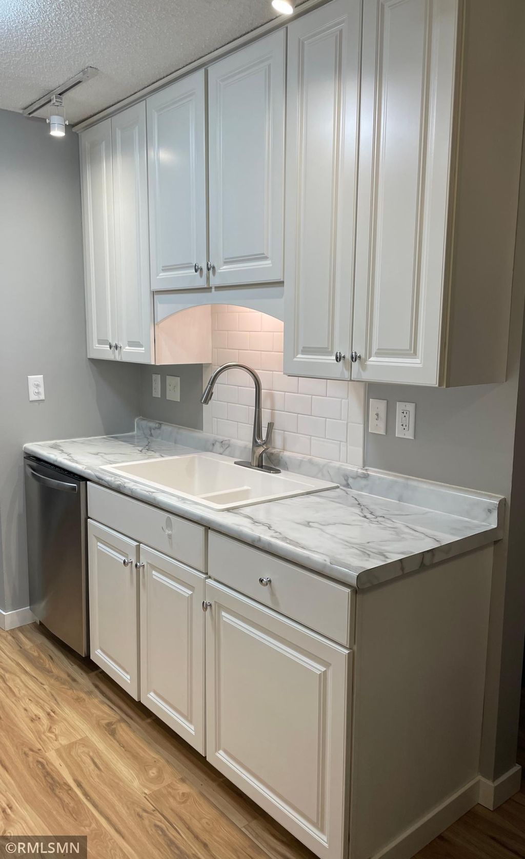 Photo of 2800 Hillsboro Avenue N #105, New Hope, MN 55427 (MLS # 6818976)