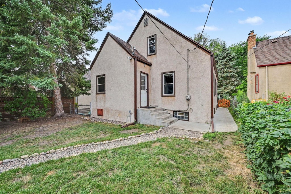 Photo of 5325 37th Avenue S, Minneapolis, MN 55417 (MLS # 7129117)