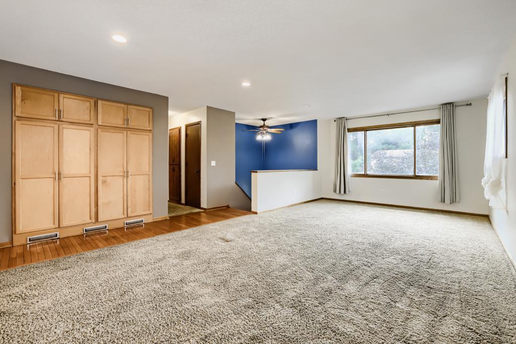 12601 Able Circle NE
