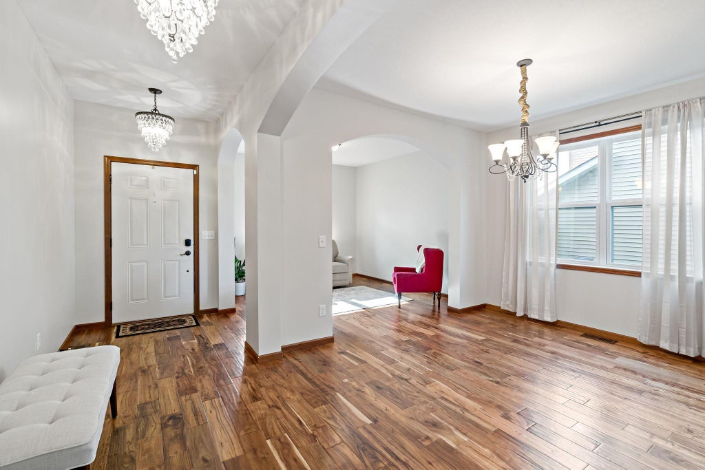 Photo of 11624 Ivywood Circle, Woodbury, MN 55129 (MLS # 7122527)