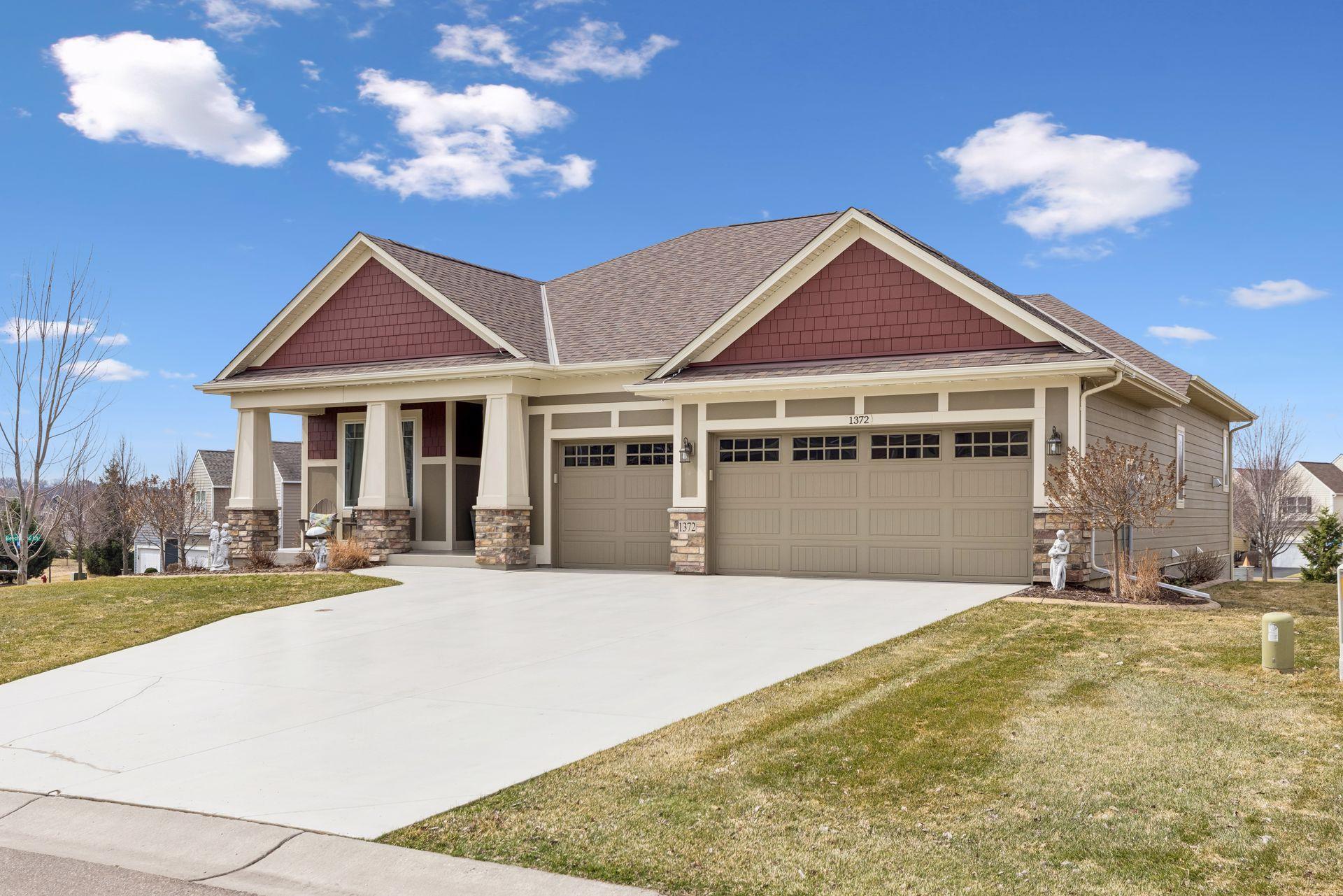 1372 Pleasant Lake Drive