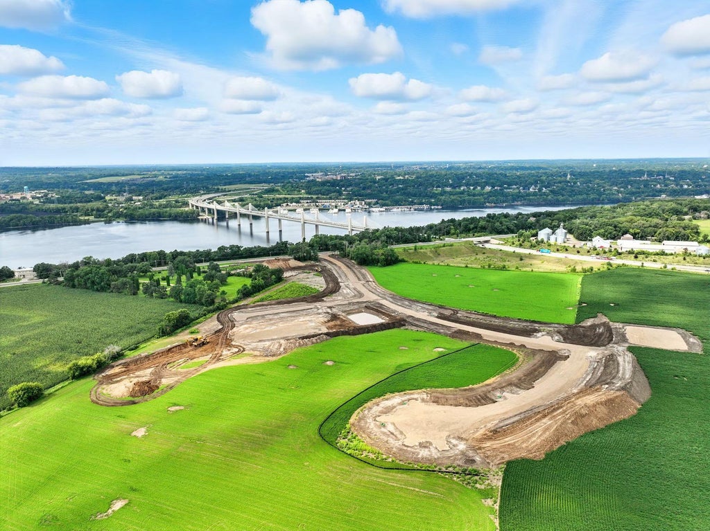 Photo of 147 (Lot 4) Kongen Court, Hudson, WI 54016 (MLS # 7122238)