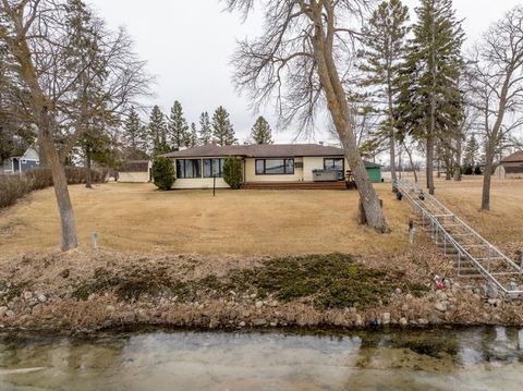 614 S Shore Drive Detroit Lakes MN 56501