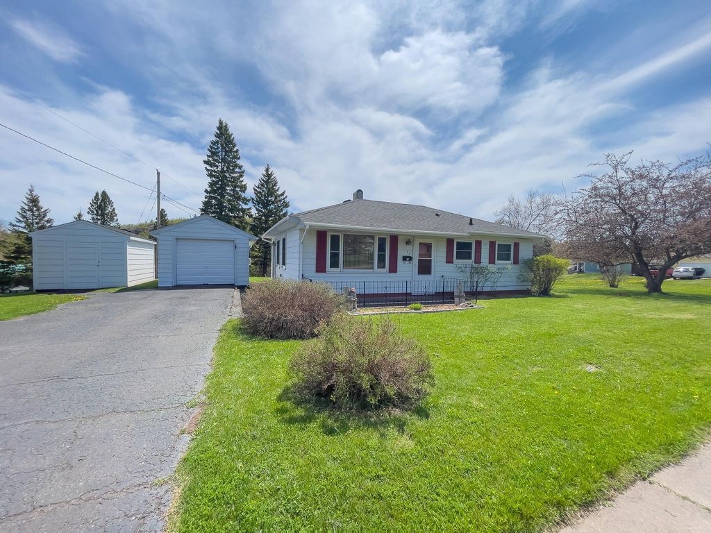 Photo of 53 Banks Boulevard, Silver Bay, MN 55614 (MLS # 7081444)