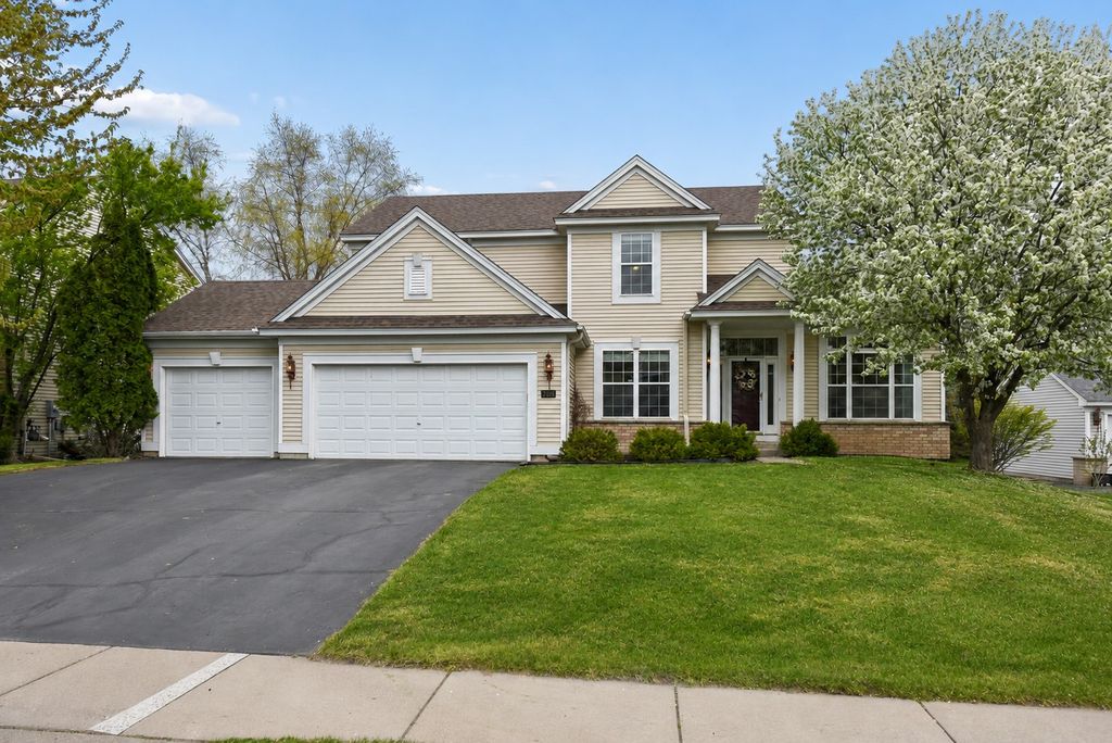 Photo of 2409 Golf Drive, Woodbury, MN 55129 (MLS # 7037884)