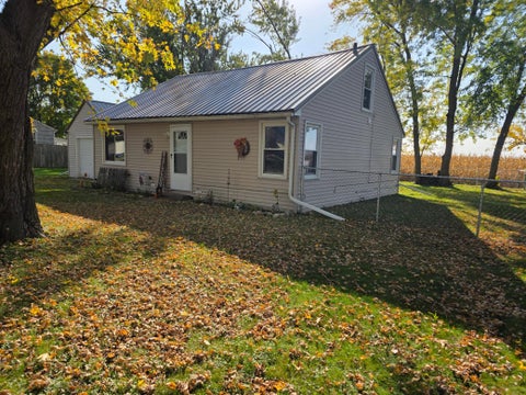 Photo of 1904 22nd Drive SW, Austin, MN 55912 (MLS # 7163962)