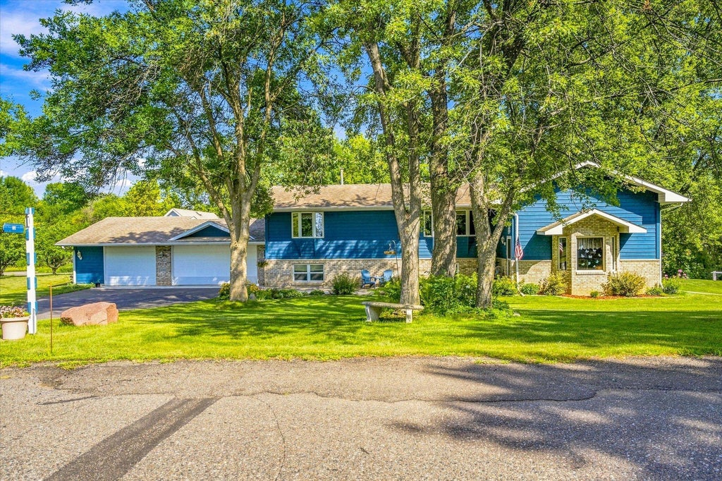 Photo of 33165 Marmon Street NE, Cambridge, MN 55008 (MLS # 7130747)