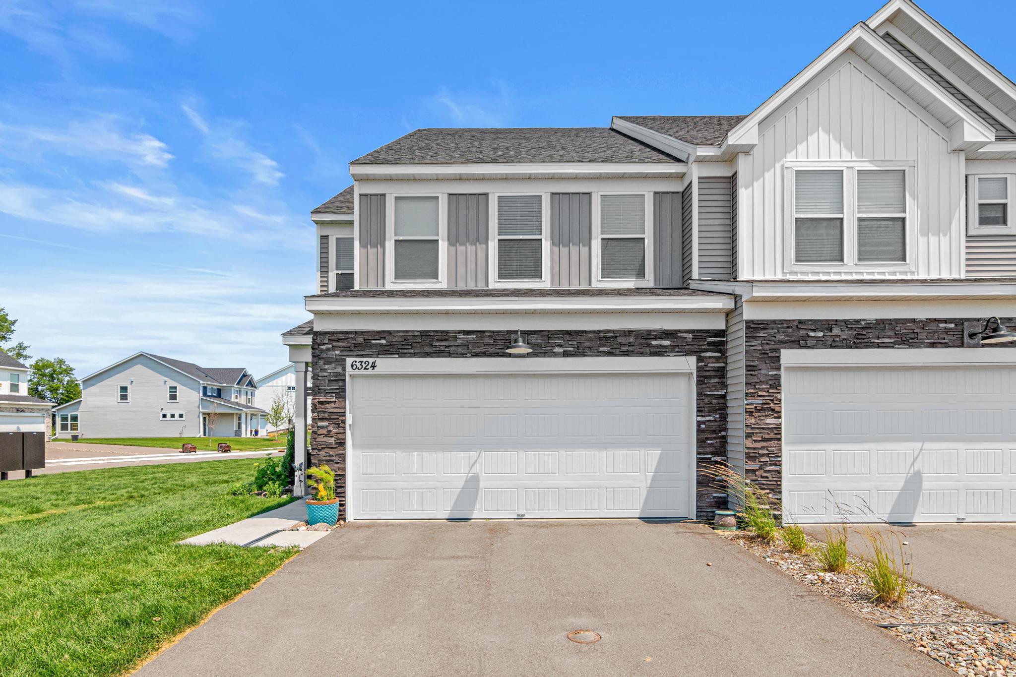 6324 Larkspur Lane