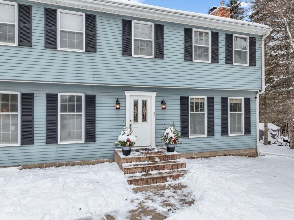 Photo of 33214 Nueman Court, Chisago Lake Twp, MN 55045 (MLS # 6822798)