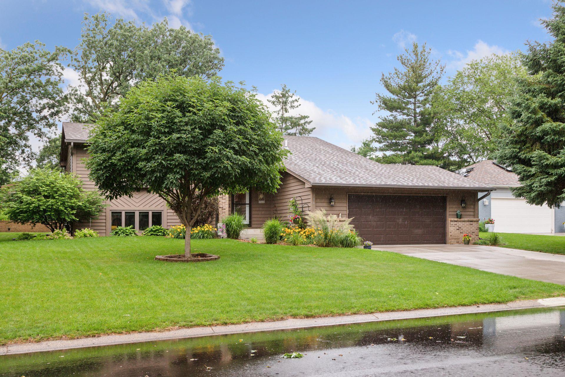 796 Sunset Drive