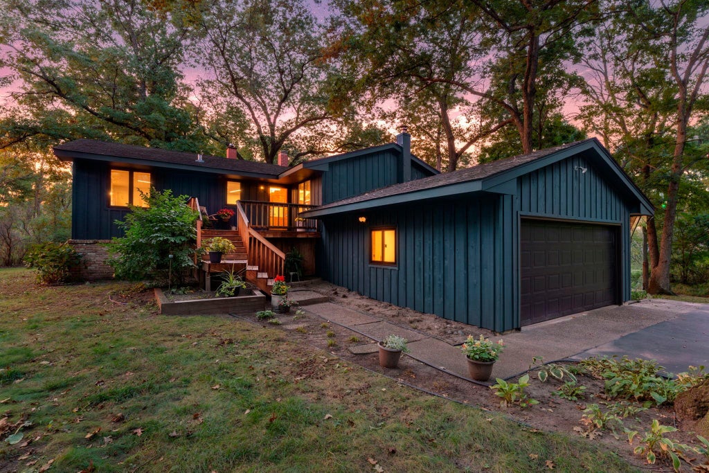 Photo of 8936 191st Avenue NE, Columbus, MN 55025 (MLS # 7137811)