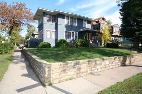 917 Dayton Avenue Saint Paul MN 55104