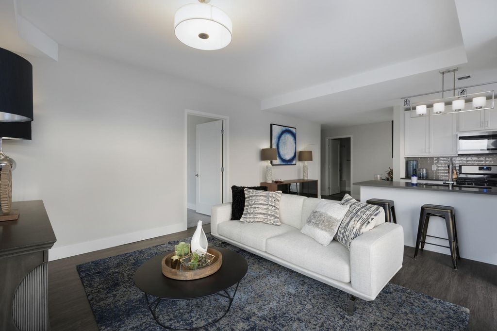 Photo of 212 10th Avenue S #713, Minneapolis, MN 55415 (MLS # 7072833)