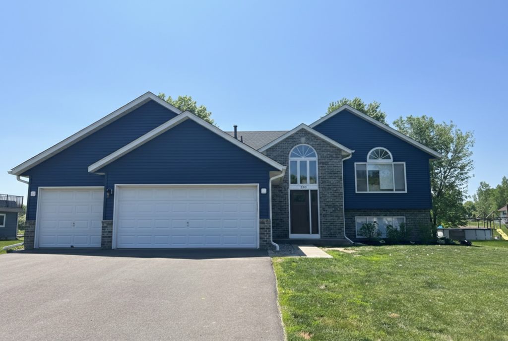 Photo of 230 Pintail Drive, Hammond, WI 54015 (MLS # 7009101)