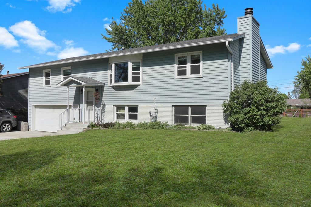 Photo of 408 6th Avenue NW, Dodge Center, MN 55927 (MLS # 7079575)