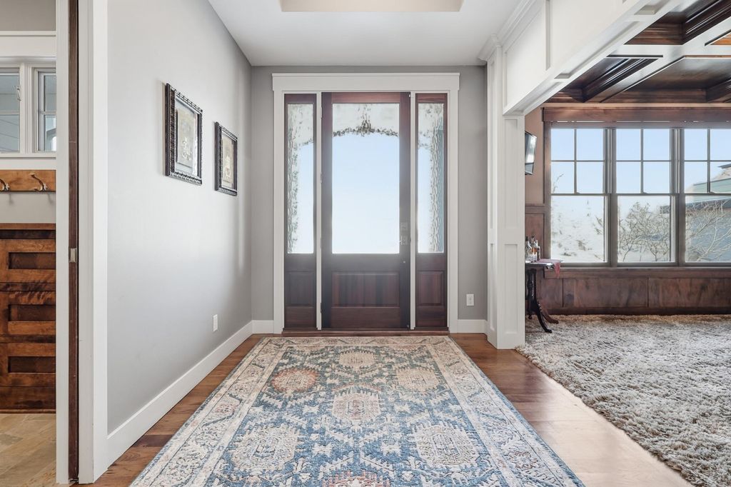 Photo of 110 Gleahaven Road, Wayzata, MN 55391 (MLS # 6817145)