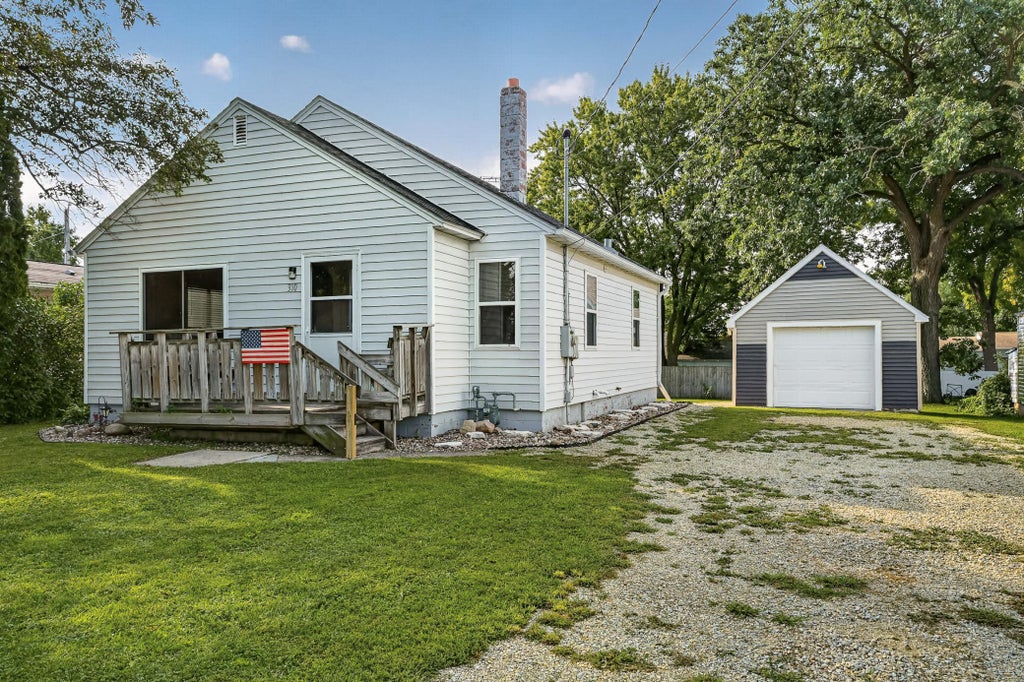 Photo of 310 E Main Street, Brownsdale, MN 55918 (MLS # 7133391)