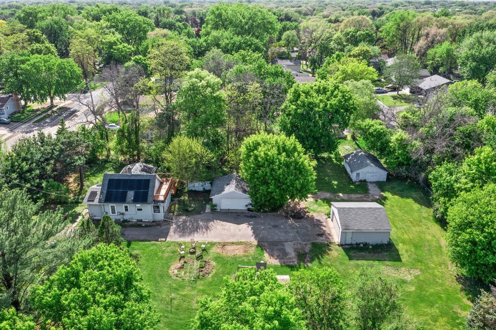 Photo of 612 73rd Avenue N, Brooklyn Park, MN 55444 (MLS # 7048792)