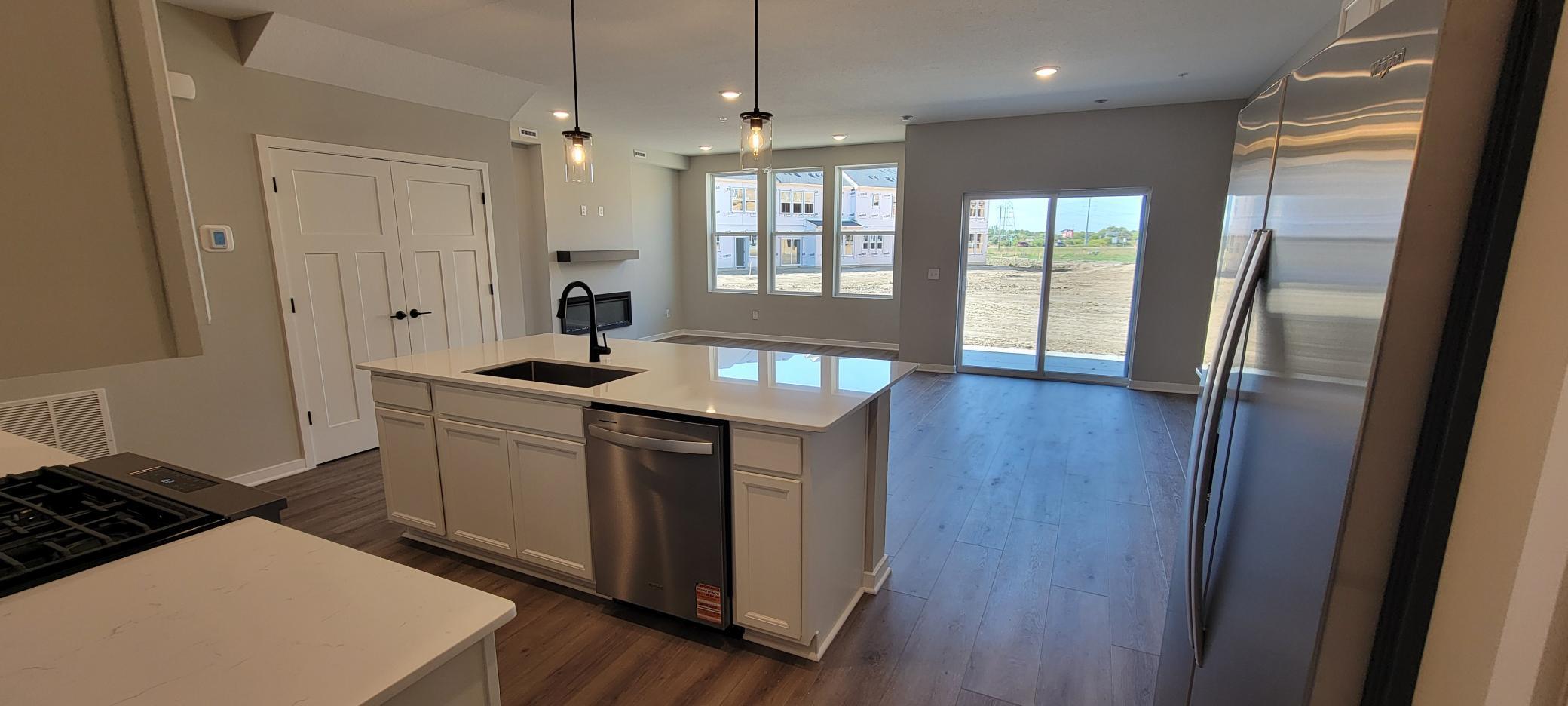 10385 Glacier Lane N