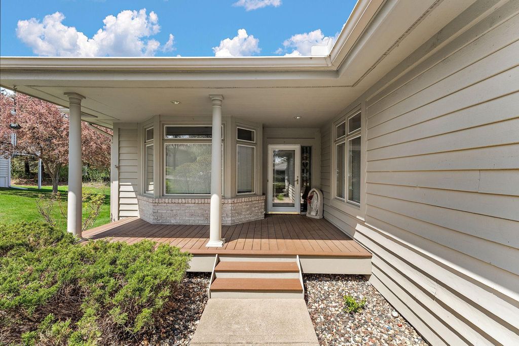 Photo of 8914 Hilloway Road, Eden Prairie, MN 55347 (MLS # 7062107)