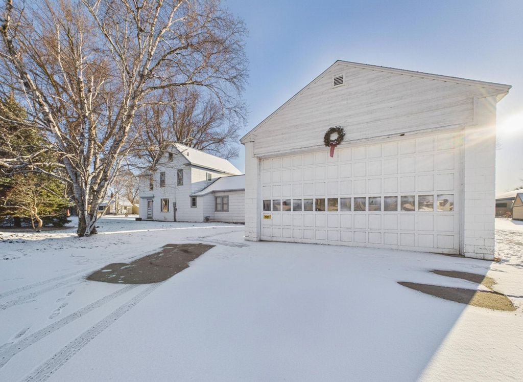 Photo of 6 6th Avenue SE, Melrose, MN 56352 (MLS # 7034041)