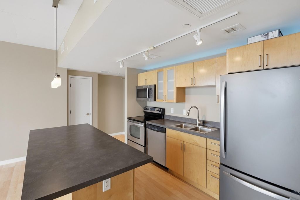 Photo of 8161 33rd Avenue S #804, Bloomington, MN 55425 (MLS # 7097307)