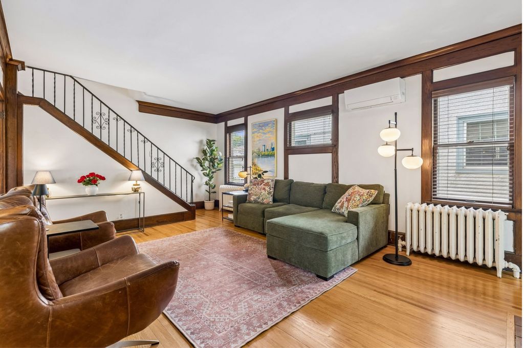Photo of 3837 Lyndale Avenue S, Minneapolis, MN 55409 (MLS # 7096623)