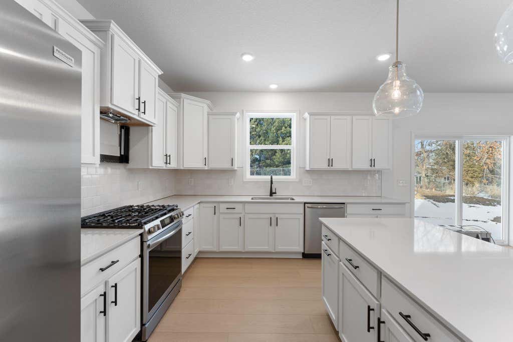 Photo of 7967 Upper 41st Street N, Oakdale, MN 55128 (MLS # 7118615)