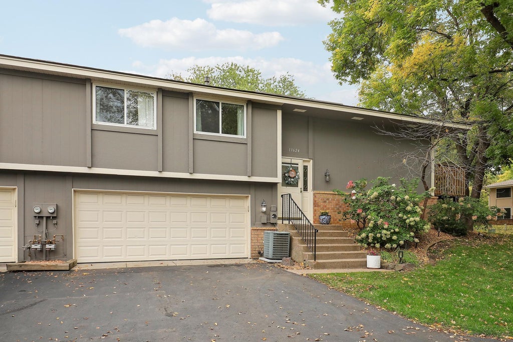 Photo of 13624 74th Place N, Maple Grove, MN 55311 (MLS # 7152959)