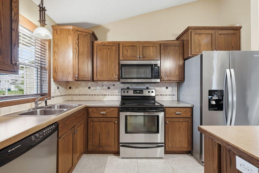 Photo of 4005 21st Avenue S, Saint Cloud, MN 56301 (MLS # 7145477)