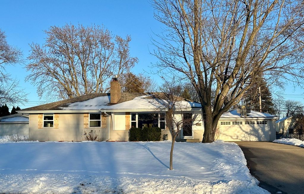 Photo of 8131 Upton Avenue S, Bloomington, MN 55431 (MLS # 7026996)