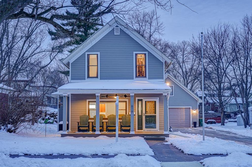 Photo of 616 5th Street N, Stillwater, MN 55082 (MLS # 7004698)